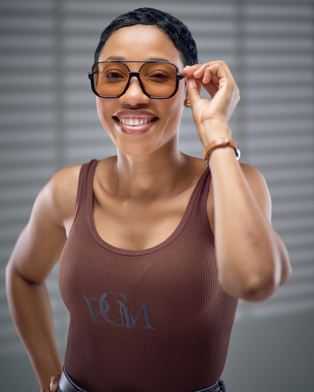 AURA BROWN — Lunettes de soleil PaGuiMo – Image 4